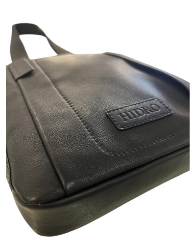 BORSELLO CON TASCHE ESTERNE