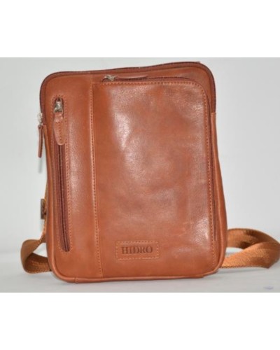 BORSELLO CON TASCHE ESTERNE